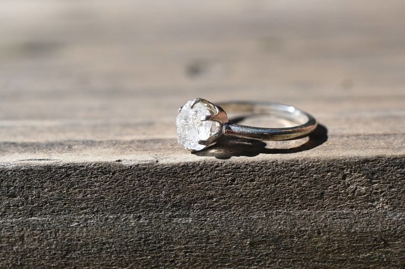 Raw Diamond Engagement Ring, Timeless Wedding Band, Classic Diamond Ring - Picture 2 of 6